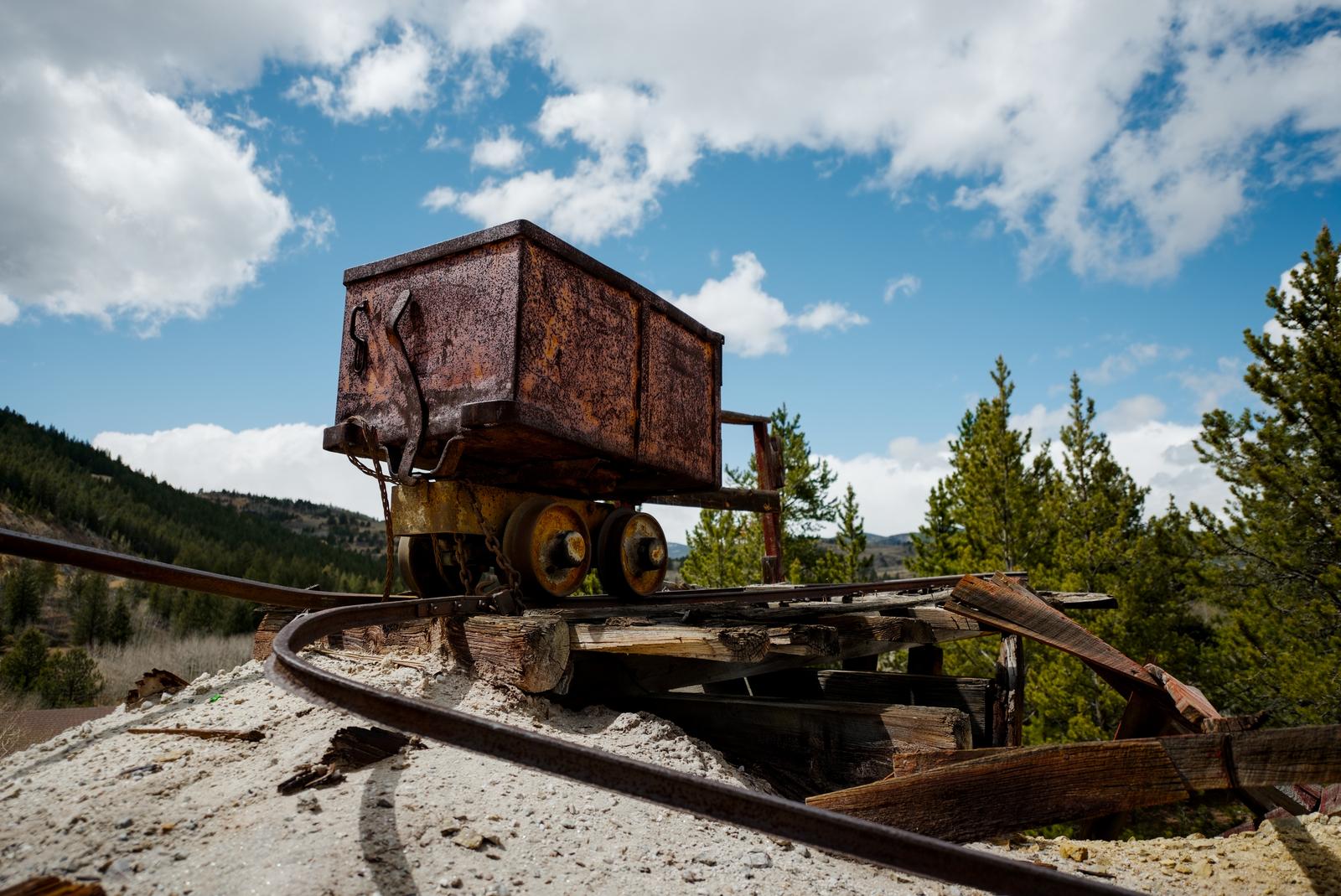 Ore Cart on the Mound
