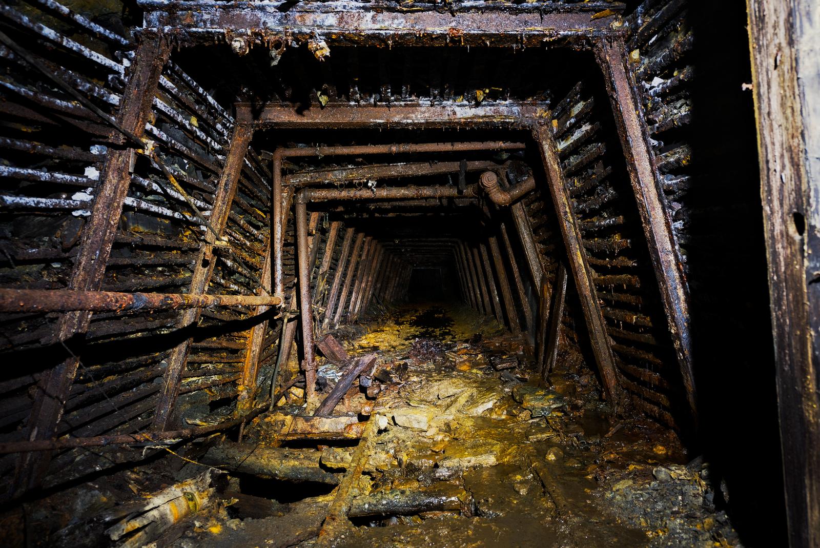 Rail Braced Tunnel